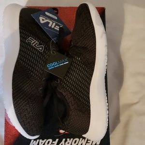 Women's Fila Cool max Memory foam running shoe